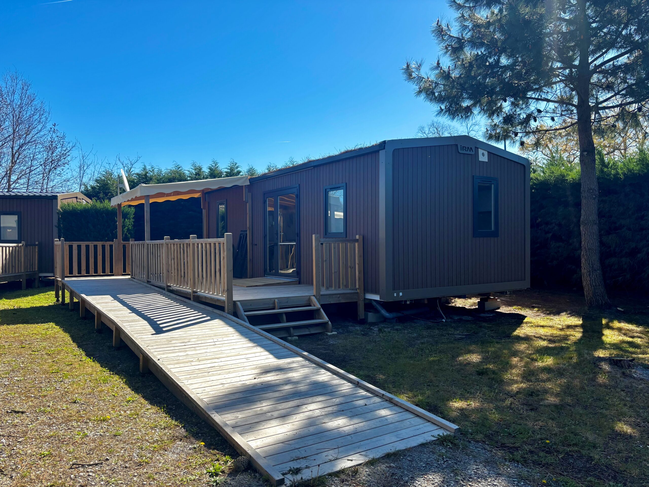 PRIVILÈGE – Mobil-home PMR – 30m² – 4 pers. avec climatisation